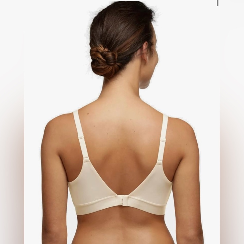 Chantelle Norah Wireless Bra - Picture 2 of 7
